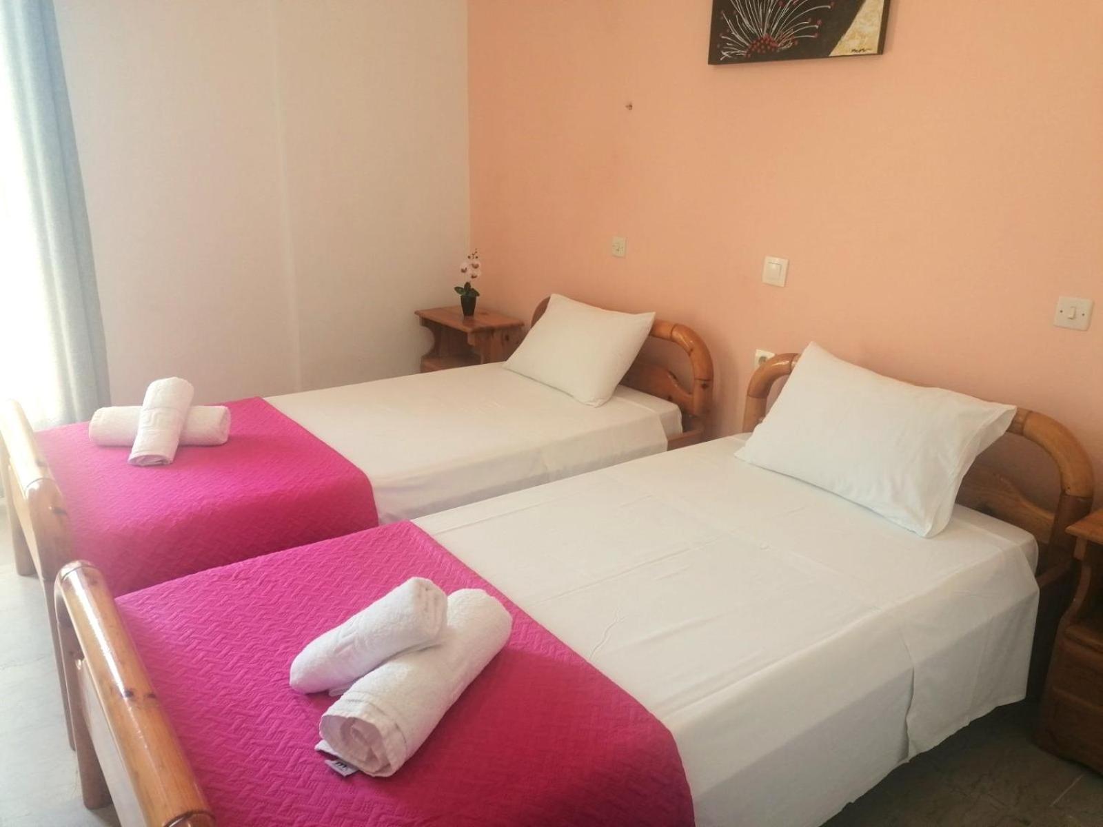 Nikos Apartments 1 卡沃斯 外观 照片